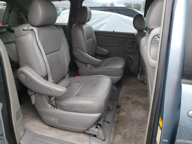 2008 Toyota Sienna XLE