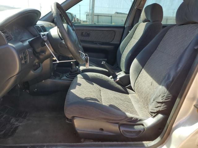 1999 Nissan Sentra Base