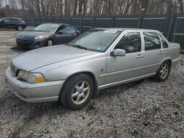 1999 Volvo S70