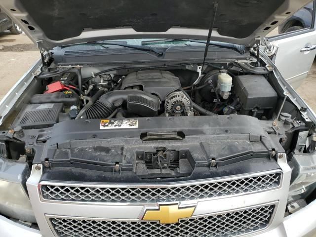 2011 Chevrolet Suburban K1500 LS