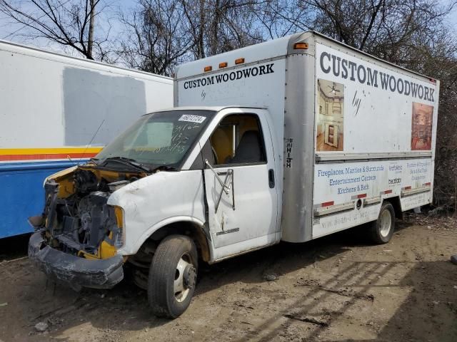 2001 GMC Savana Cutaway G3500