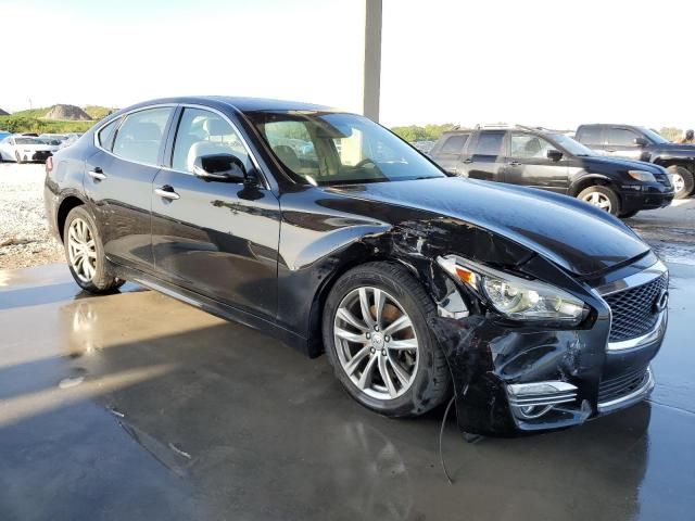 2019 Infiniti Q70 3.7 Luxe