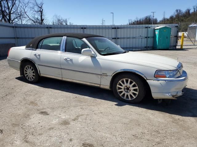 2006 Lincoln Town Car Signature