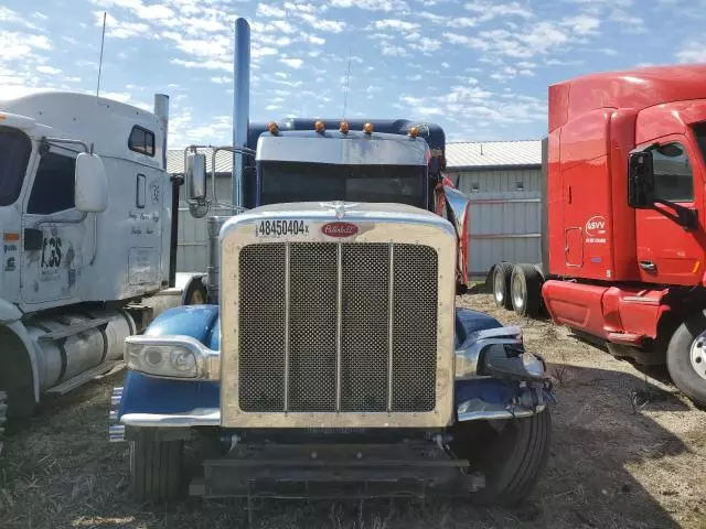 2020 Peterbilt 389