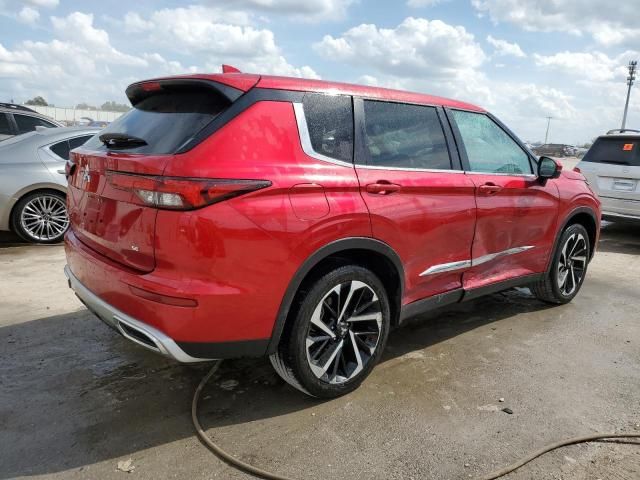 2022 Mitsubishi Outlander SE