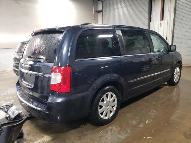 2013 Chrysler Town & Country Touring