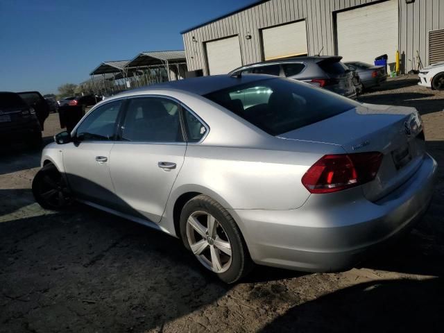 2014 Volkswagen Passat S