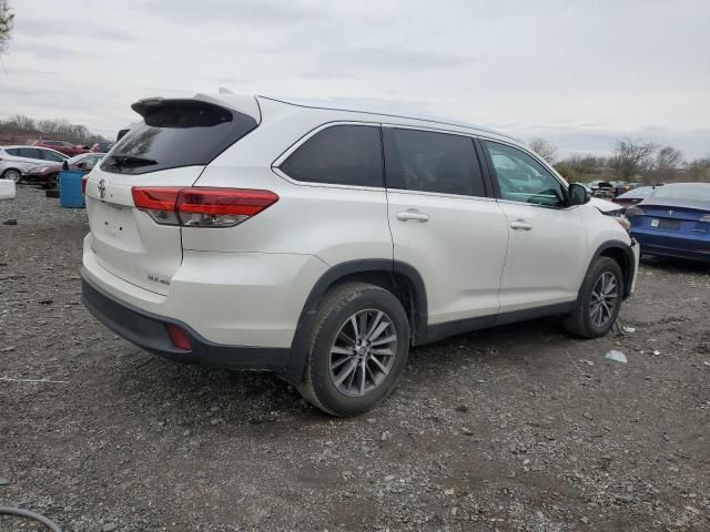 2019 Toyota Highlander SE