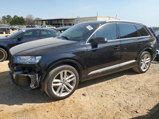 2018 Audi Q7 Prestige