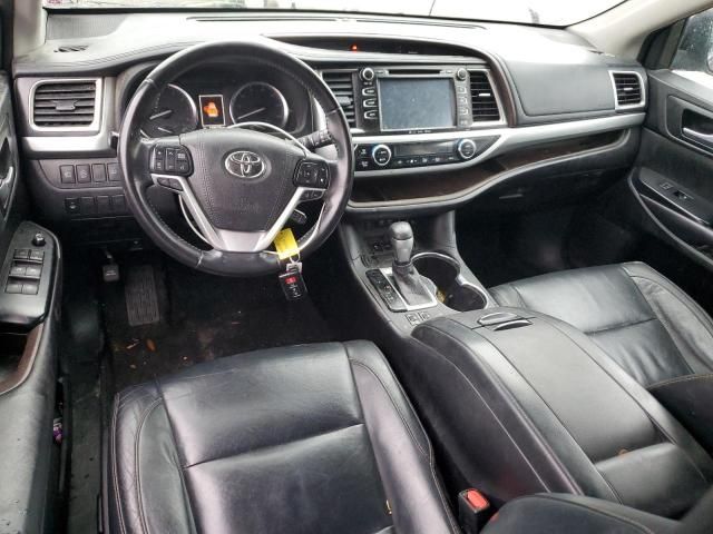 2018 Toyota Highlander SE