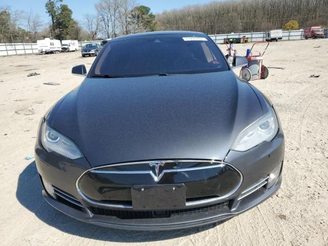 2015 Tesla Model S