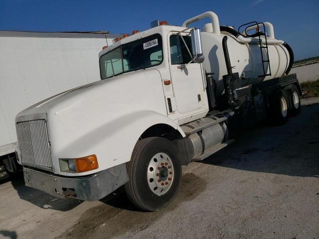 1995 International 9000 9400