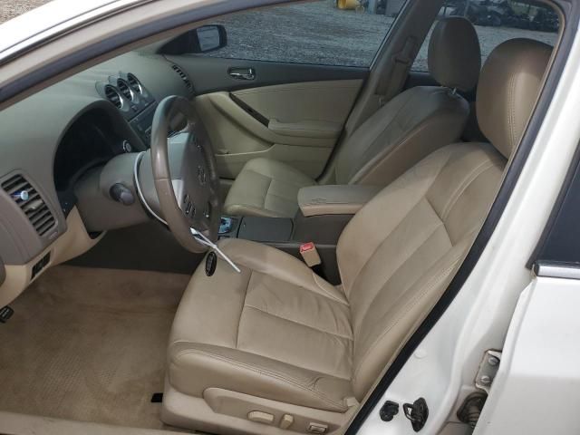 2010 Nissan Altima Base