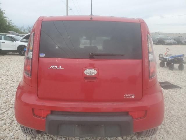 2011 KIA Soul +