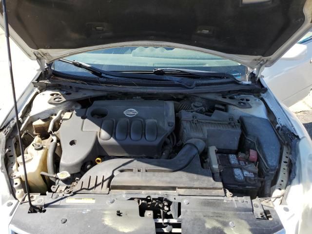 2011 Nissan Altima Base