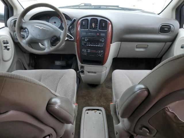 2006 Chrysler Town & Country