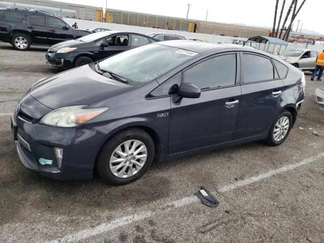 2014 Toyota Prius PLUG-IN