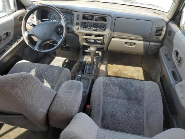 1999 Mitsubishi Montero Sport LS