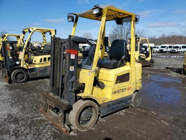 2000 Hyster Fork Lift