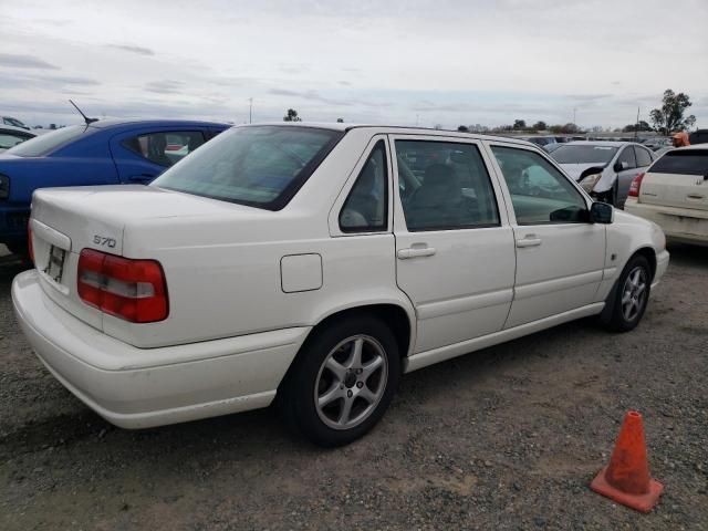 2000 Volvo S70 Base