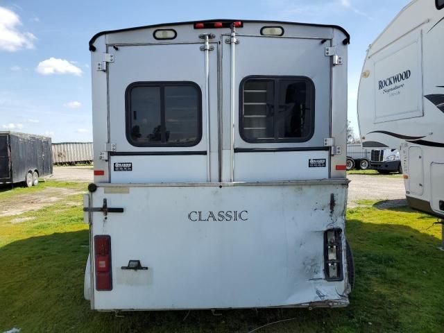 2007 Classic Roadster Horse Trailer