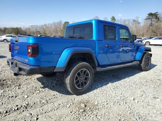 2022 Jeep Gladiator Overland