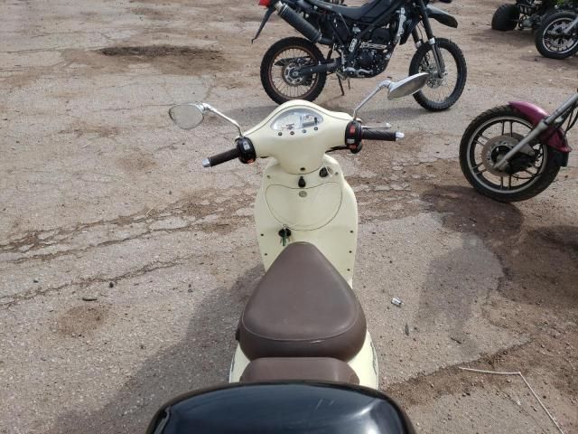 2002 Kymco Usa Inc People 50