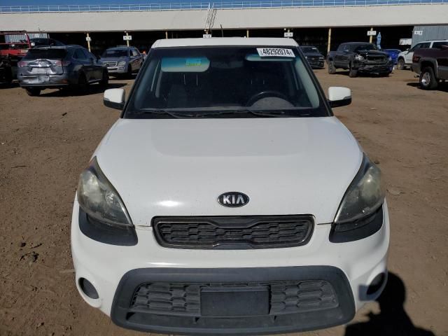 2013 KIA Soul +