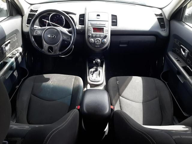 2013 KIA Soul +