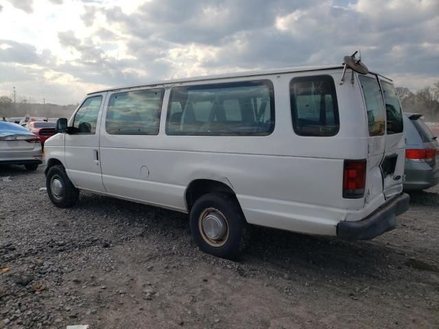 2004 Ford Econoline E350 Super Duty Wagon