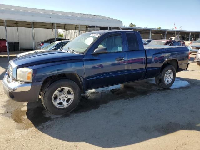 2005 Dodge Dakota SLT