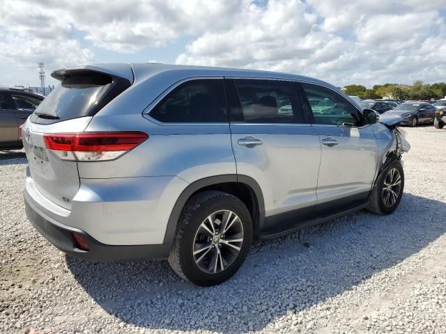 2019 Toyota Highlander LE