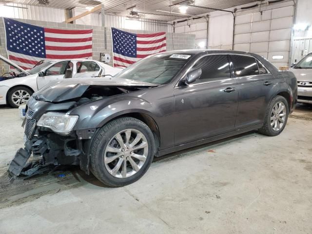 2018 Chrysler 300 Touring