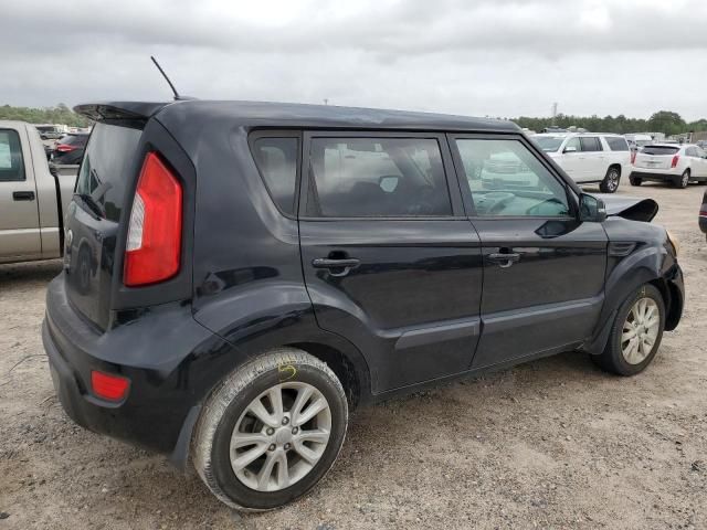 2013 KIA Soul +