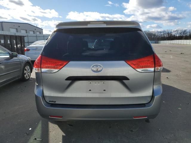 2012 Toyota Sienna