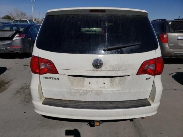 2009 Volkswagen Routan SE