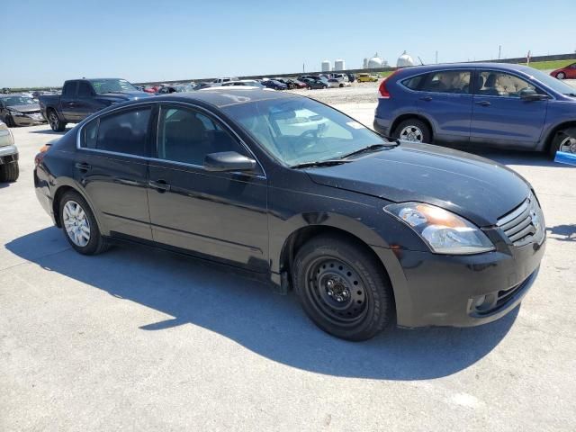 2010 Nissan Altima Base