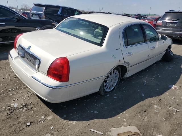 2007 Lincoln Town Car Signature