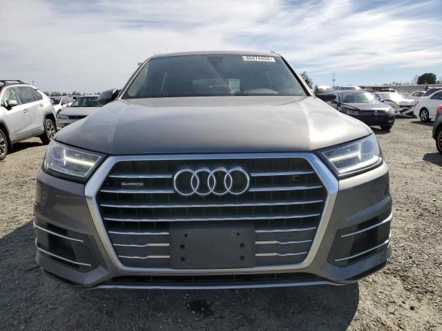 2018 Audi Q7 Premium Plus