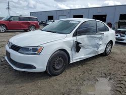 Salvage cars for sale at Jacksonville, FL auction: 2013 Volkswagen Jetta Base