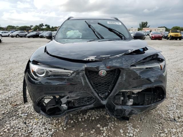 2021 Alfa Romeo Stelvio TI