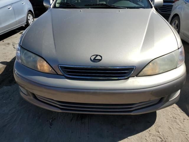 2000 Lexus ES 300