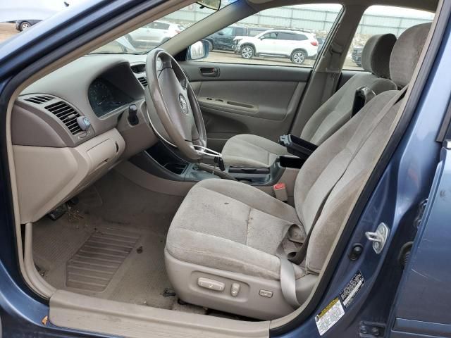 2004 Toyota Camry LE