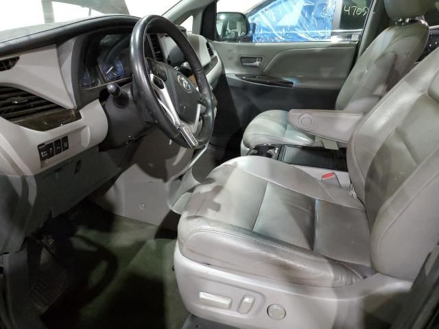 2017 Toyota Sienna XLE