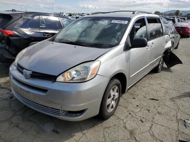 2005 Toyota Sienna CE