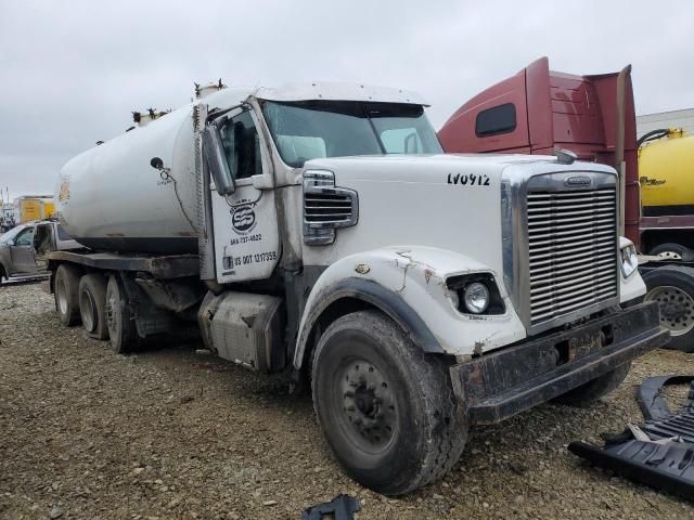 2012 Freightliner Conventional Coronado 122