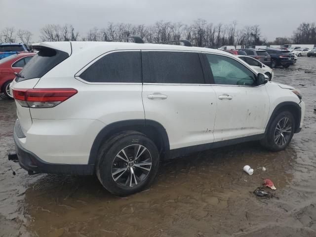 2019 Toyota Highlander LE