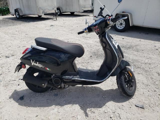 2022 Moto Scooter