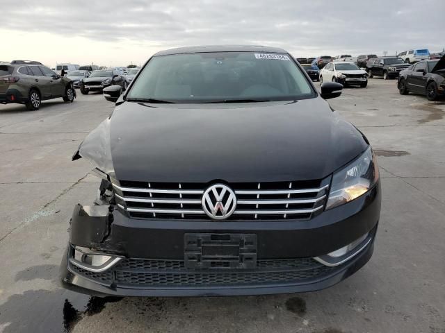 2015 Volkswagen Passat SEL