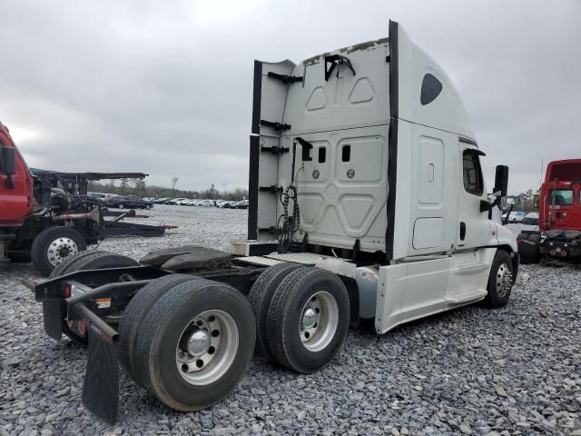 2016 Freightliner Cascadia 125